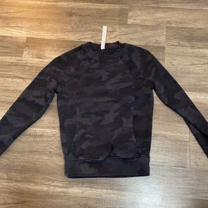 Lululemon crew neck